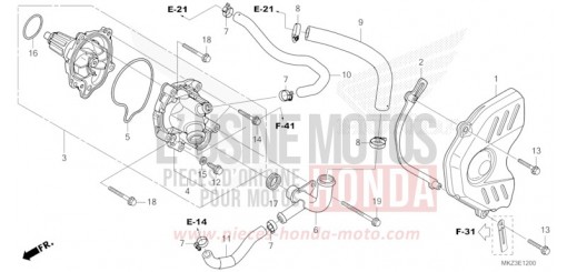 POMPE A EAU/PANNEAU ARRIERE GAUCHE CBR600R3R de 2024